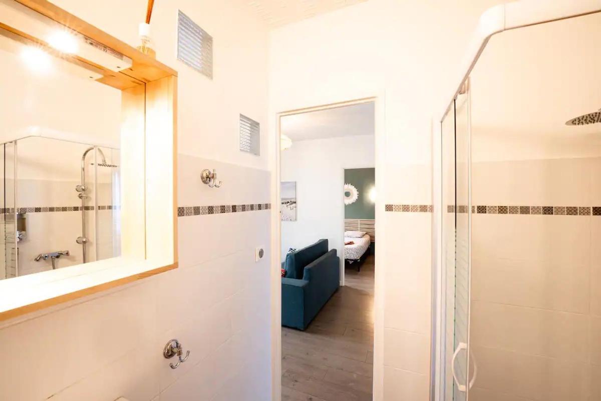Appartement N2 Centre Village, Clim, Parking Gratuit Aigues-Mortes Esterno foto