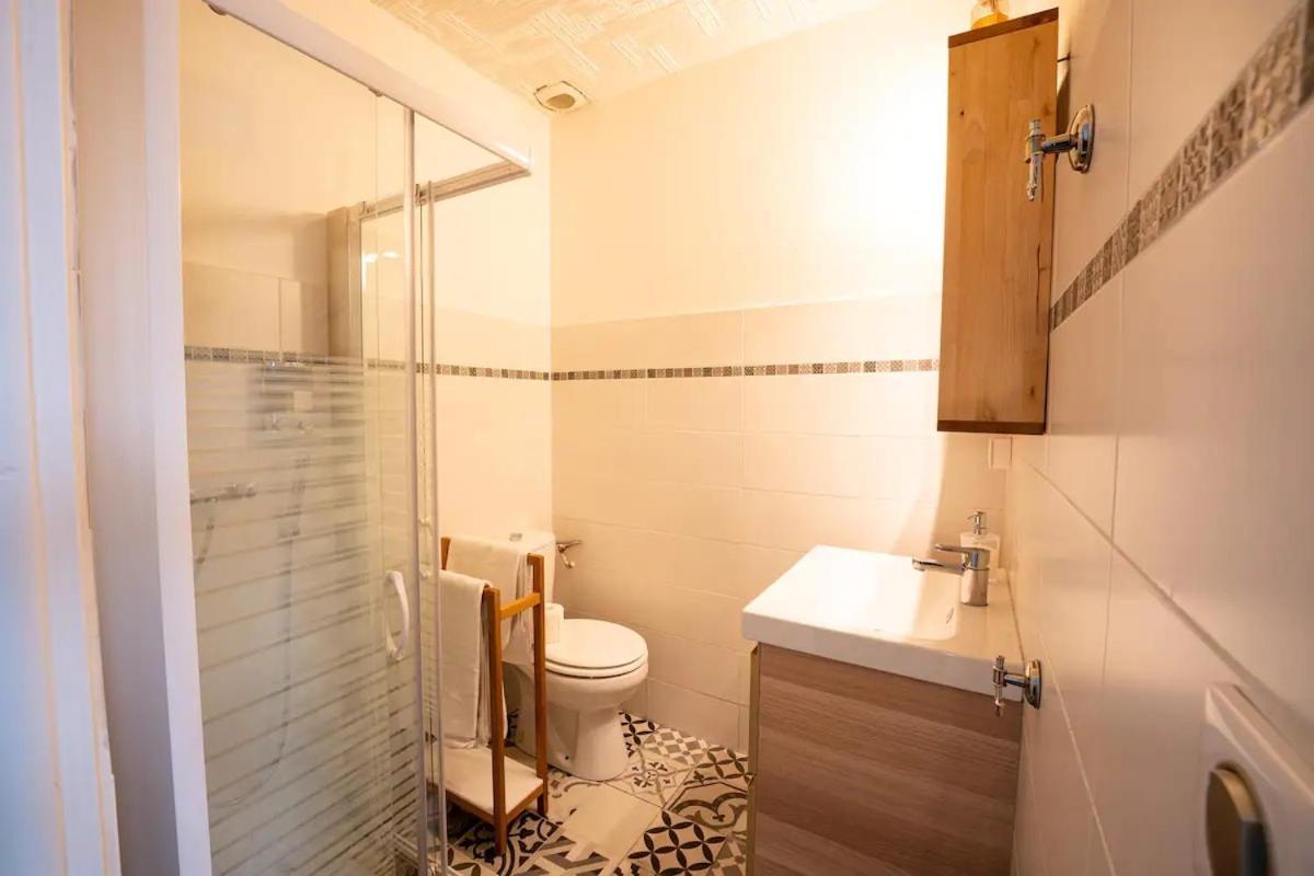 Appartement N2 Centre Village, Clim, Parking Gratuit Aigues-Mortes Esterno foto